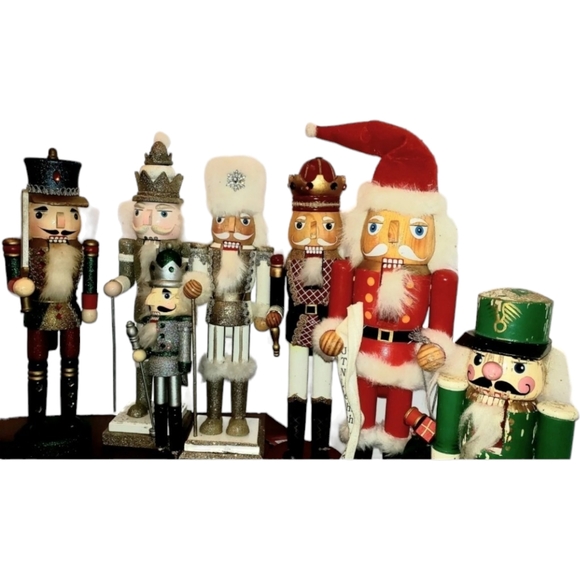 Any one of the Vintage Nutcracker Christmas Navidad Decoration Ornament $25 - Picture 15 of 16